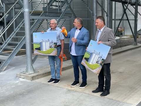 Slavnostní otevření posklizňové linky spol. Agra Březnice a.s. — fotografie 6