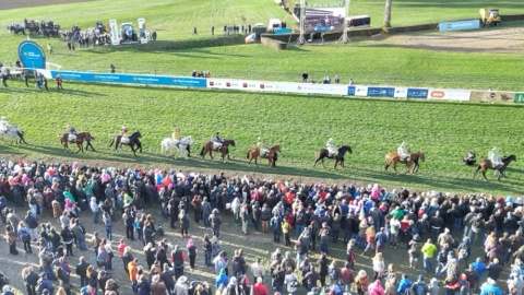 Velká pardubická — fotografie 3